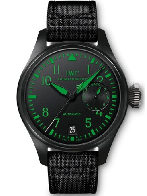IWC万国表飞行员系列腕表  万国手表的表扣保养方法